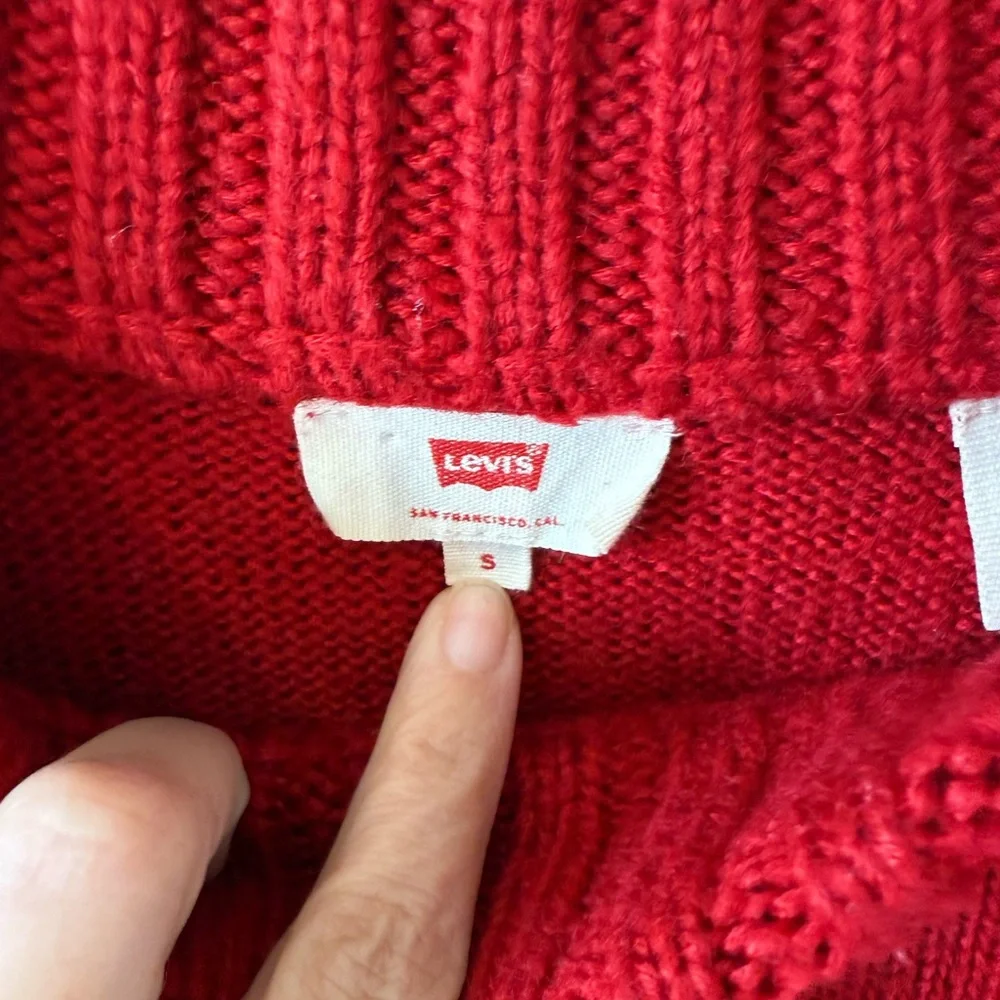 Levis Womens Red Knit Crew Neck Logo Sweater Small - Picture 3 of 10
